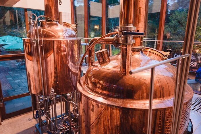 Descubra o segredo por trás da cerveja, venha Conhecer a Fábrica de Cerveja com Degustação em Canela!