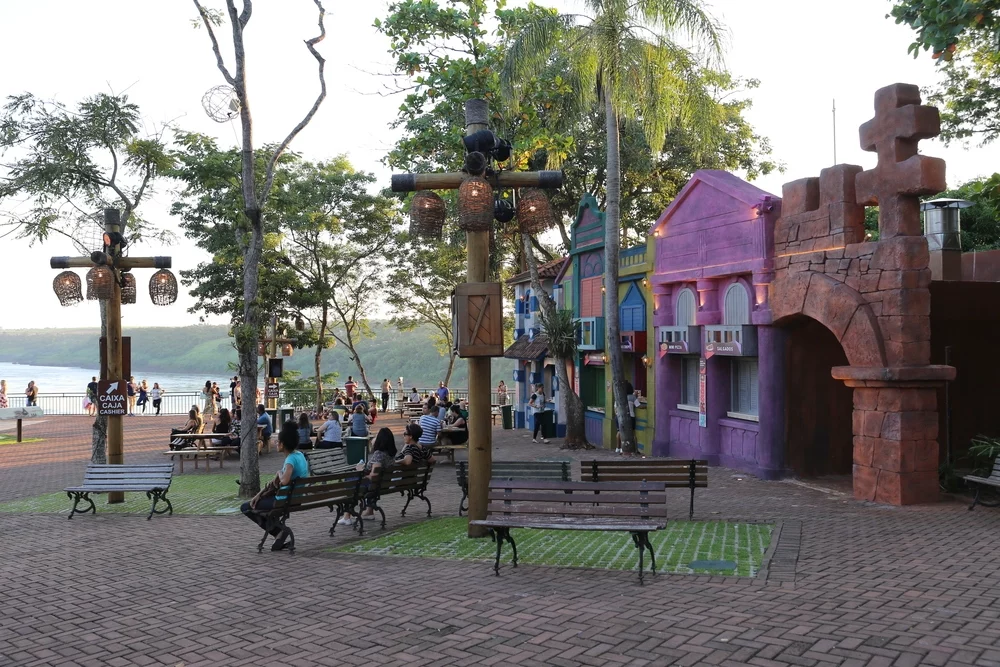 Ingressos para o Marco das Três Fronteiras: Conheça Três Países em um Único Dia!